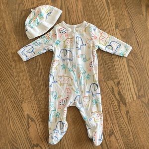 Focus Kids Colorful Animal Footed Outfit and Hat - 3 Months